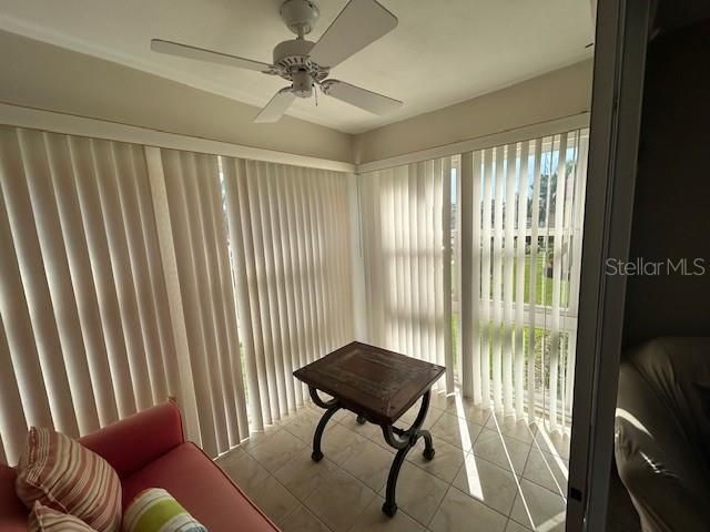 Activo con contrato: $1,450 (2 camas, 2 baños, 839 Pies cuadrados)