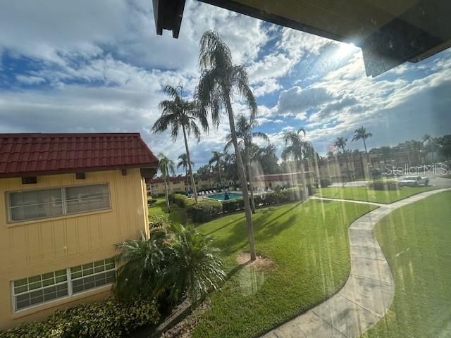 Activo con contrato: $1,450 (2 camas, 2 baños, 839 Pies cuadrados)