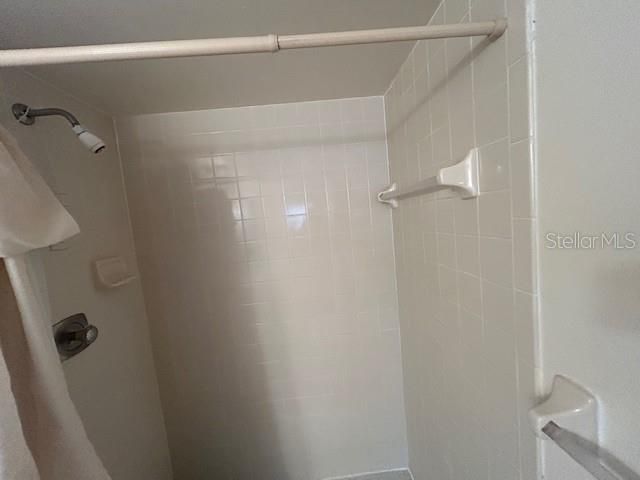 Activo con contrato: $1,450 (2 camas, 2 baños, 839 Pies cuadrados)