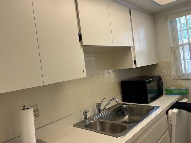 Activo con contrato: $1,450 (2 camas, 2 baños, 839 Pies cuadrados)