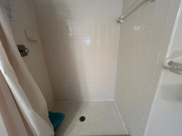 Activo con contrato: $1,450 (2 camas, 2 baños, 839 Pies cuadrados)