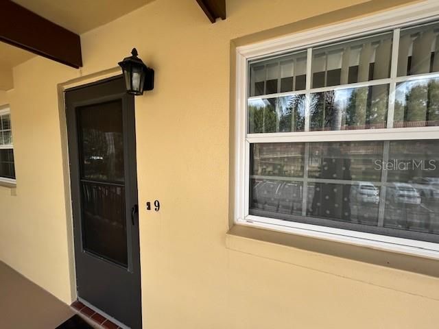 Activo con contrato: $1,450 (2 camas, 2 baños, 839 Pies cuadrados)