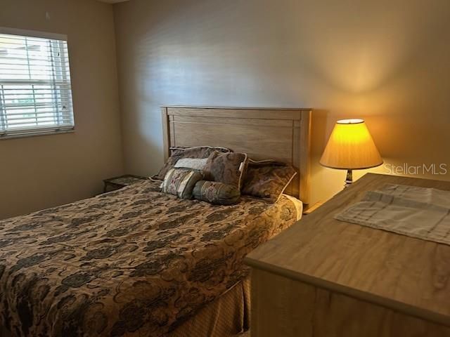 Activo con contrato: $1,450 (2 camas, 2 baños, 839 Pies cuadrados)