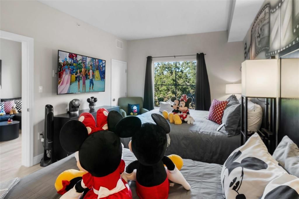 For Sale: $142,000 (1 beds, 1 baths, 547 Square Feet)