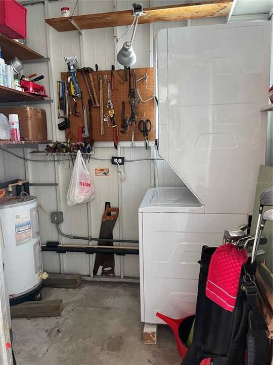 For Sale: $92,000 (1 beds, 1 baths, 552 Square Feet)