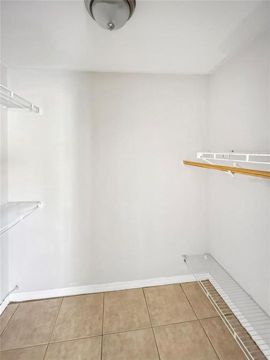 出租: $1,975 (3 贝兹, 2 浴室, 1132 平方英尺)