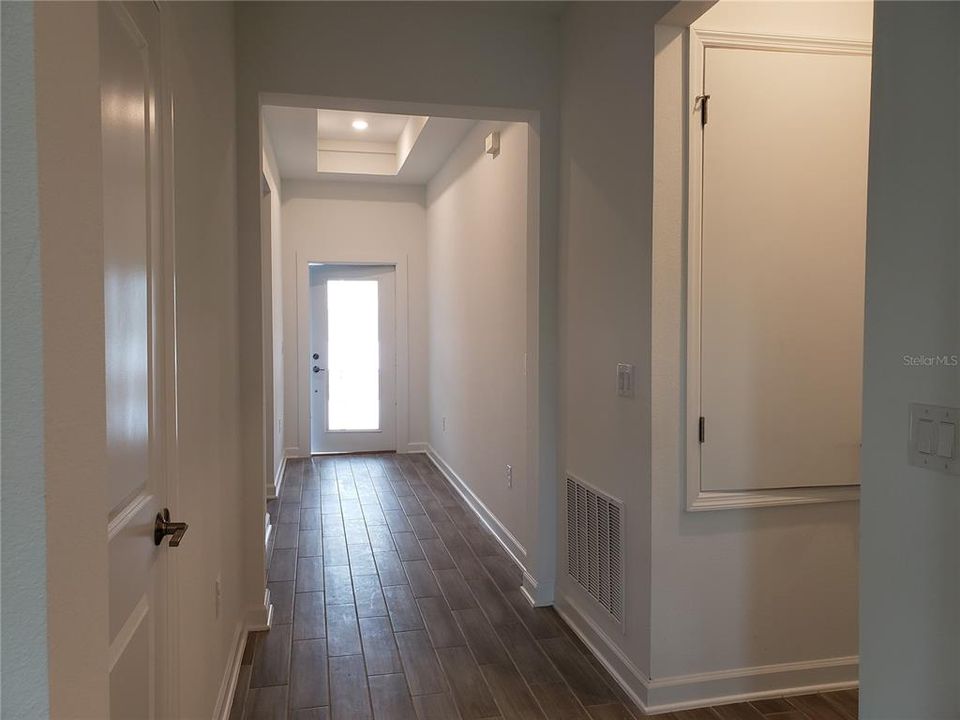 En Renta: $2,600 (4 camas, 3 baños, 2054 Pies cuadrados)