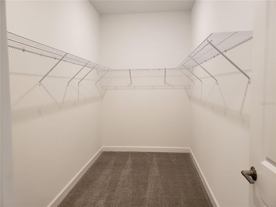 En Renta: $2,600 (4 camas, 3 baños, 2054 Pies cuadrados)