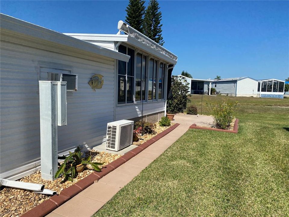 For Sale: $274,900 (3 beds, 2 baths, 1404 Square Feet)