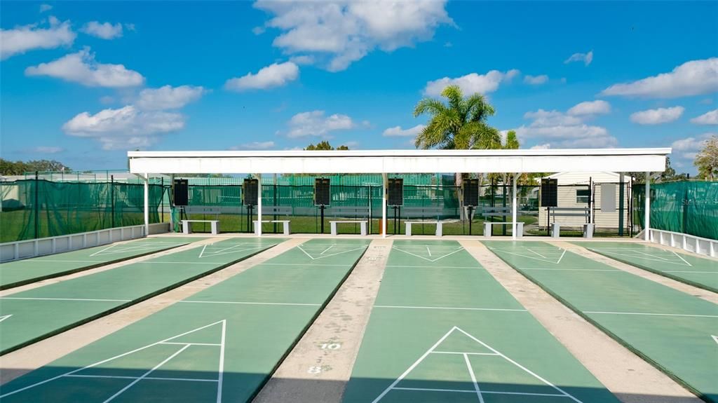 For Sale: $274,900 (3 beds, 2 baths, 1404 Square Feet)