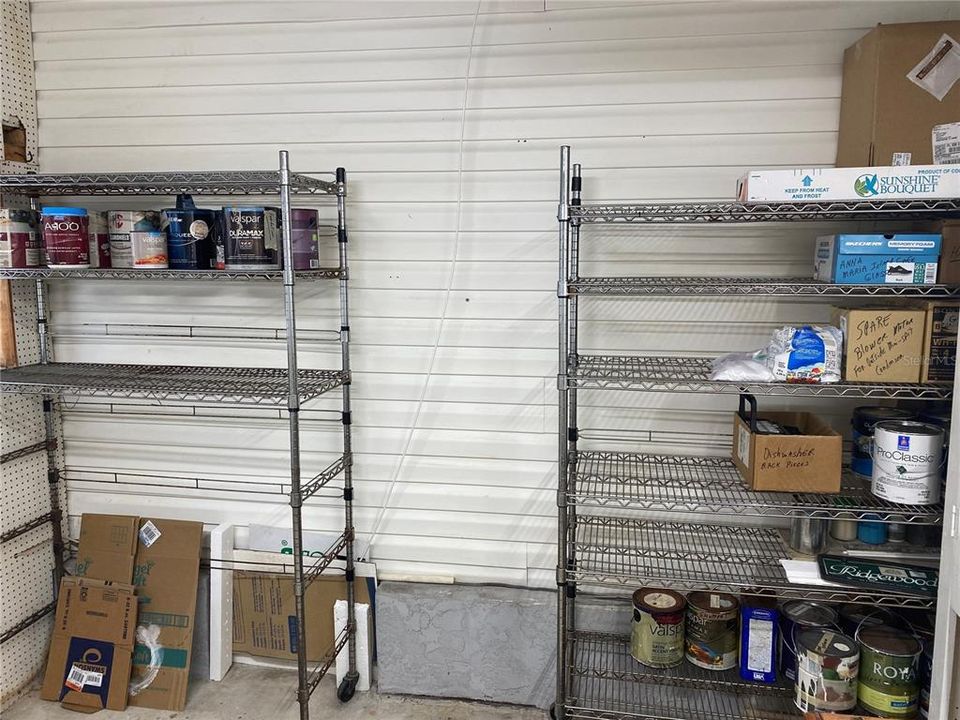 For Sale: $274,900 (3 beds, 2 baths, 1404 Square Feet)