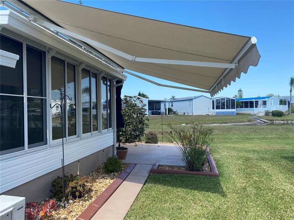 For Sale: $274,900 (3 beds, 2 baths, 1404 Square Feet)