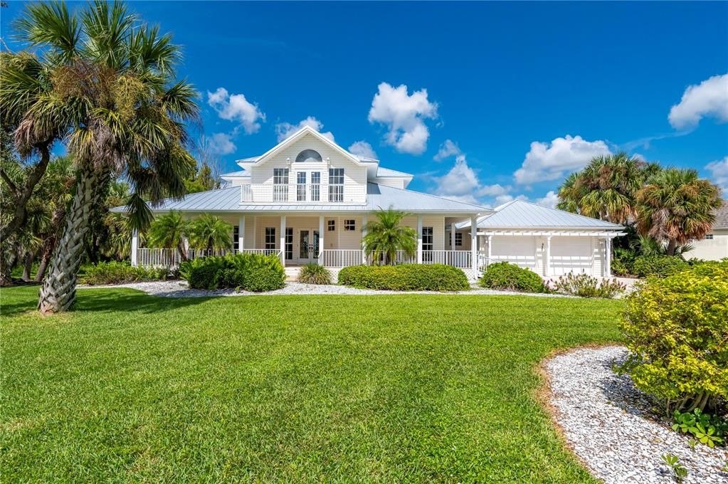 For Sale: $849,000 (4 beds, 2 baths, 3705 Square Feet)