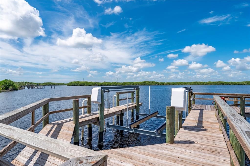 For Sale: $849,000 (4 beds, 2 baths, 3705 Square Feet)