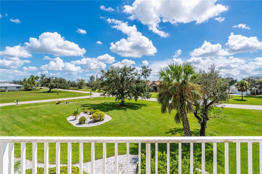 For Sale: $849,000 (4 beds, 2 baths, 3705 Square Feet)