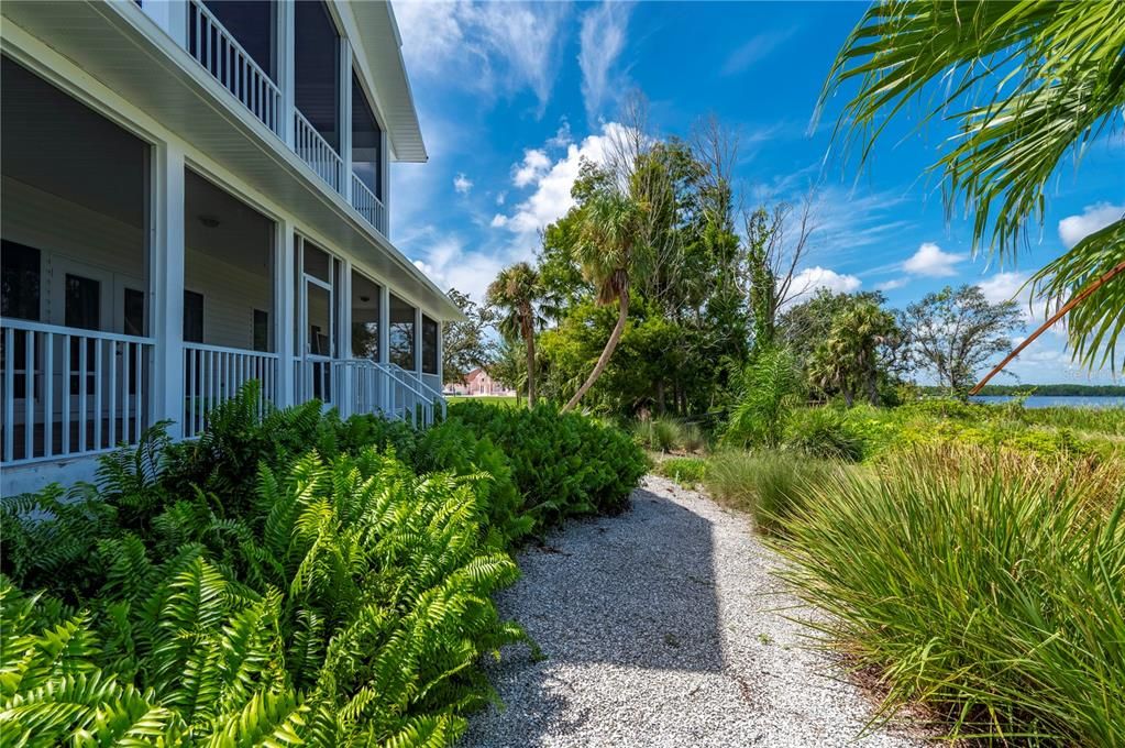 For Sale: $849,000 (4 beds, 2 baths, 3705 Square Feet)