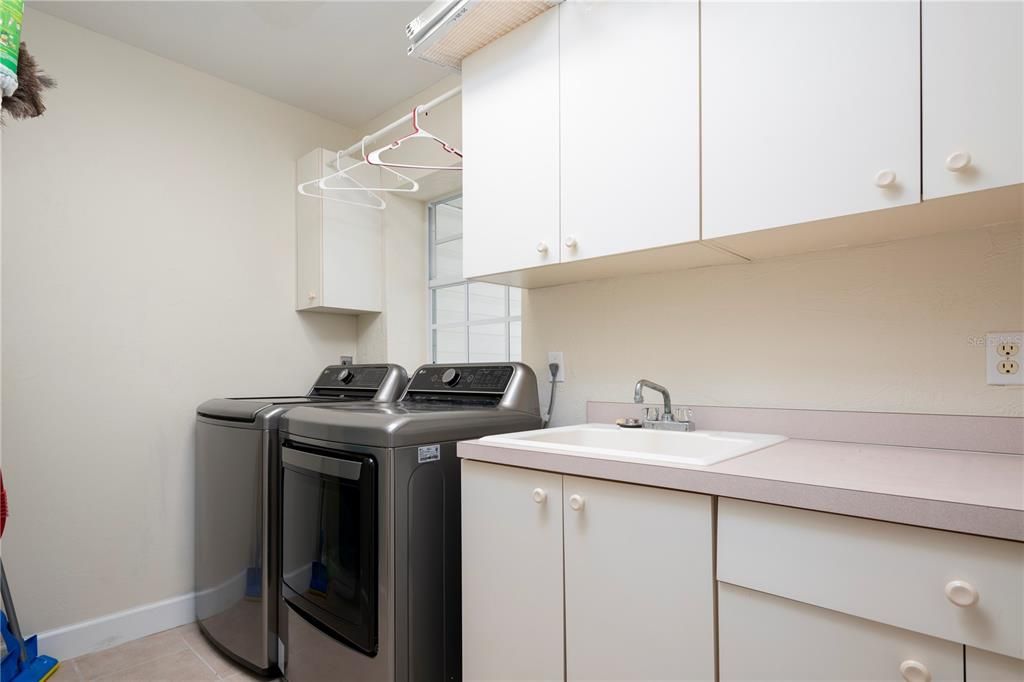 For Sale: $849,000 (4 beds, 2 baths, 3705 Square Feet)