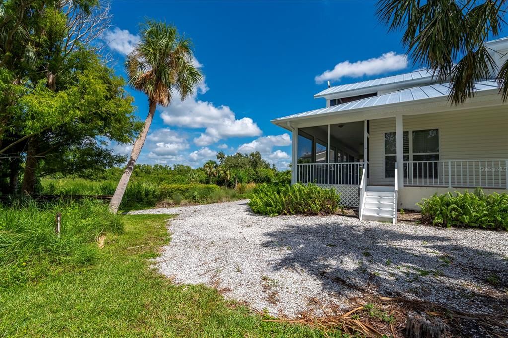 For Sale: $849,000 (4 beds, 2 baths, 3705 Square Feet)