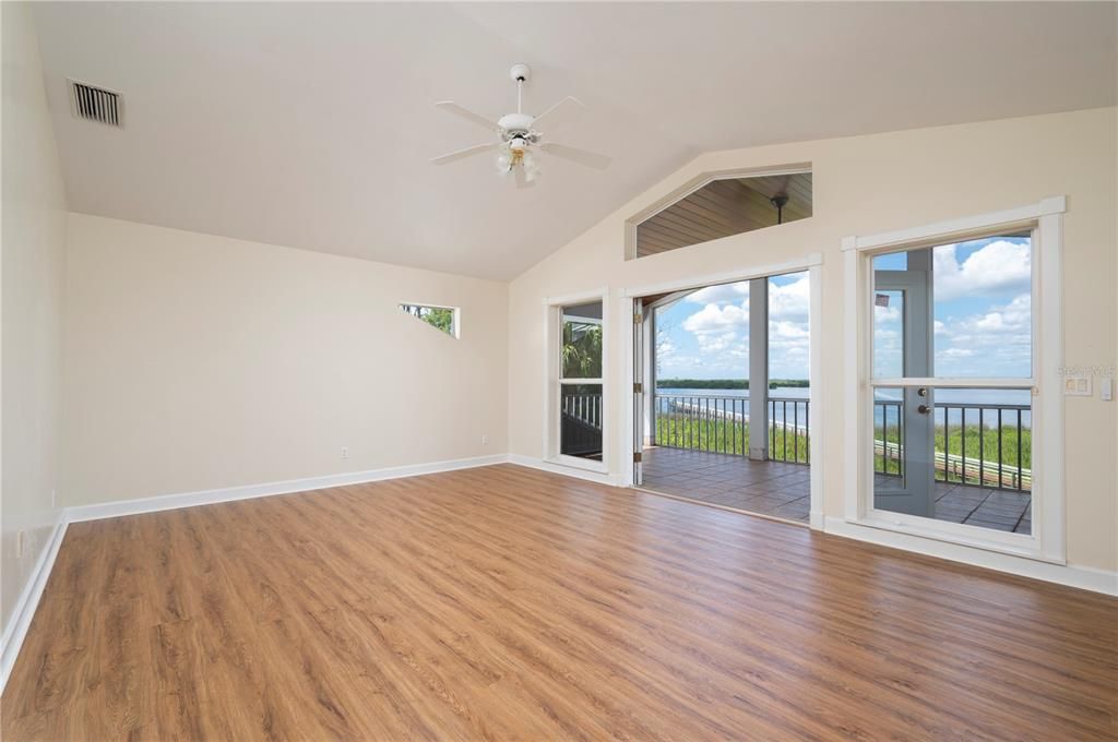 For Sale: $849,000 (4 beds, 2 baths, 3705 Square Feet)