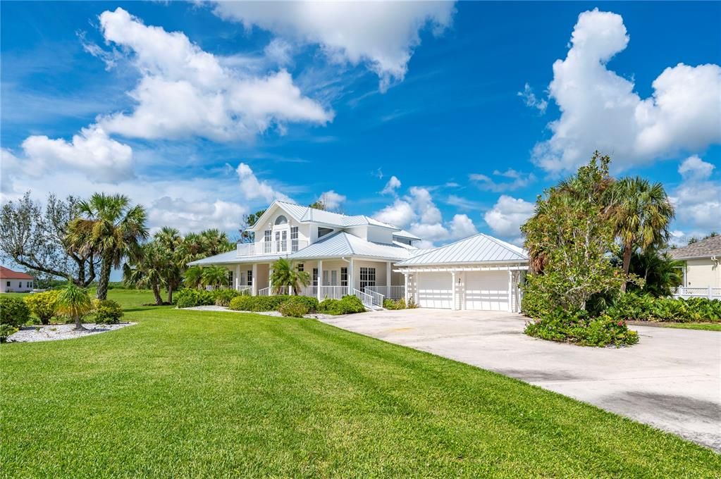 For Sale: $849,000 (4 beds, 2 baths, 3705 Square Feet)