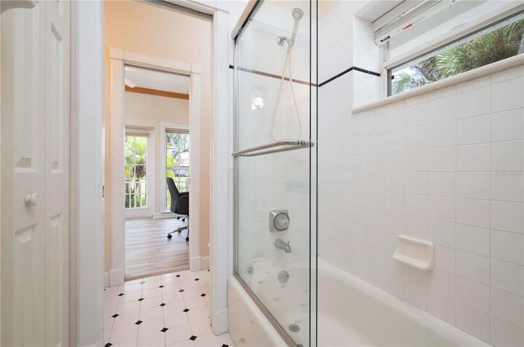 For Sale: $849,000 (4 beds, 2 baths, 3705 Square Feet)