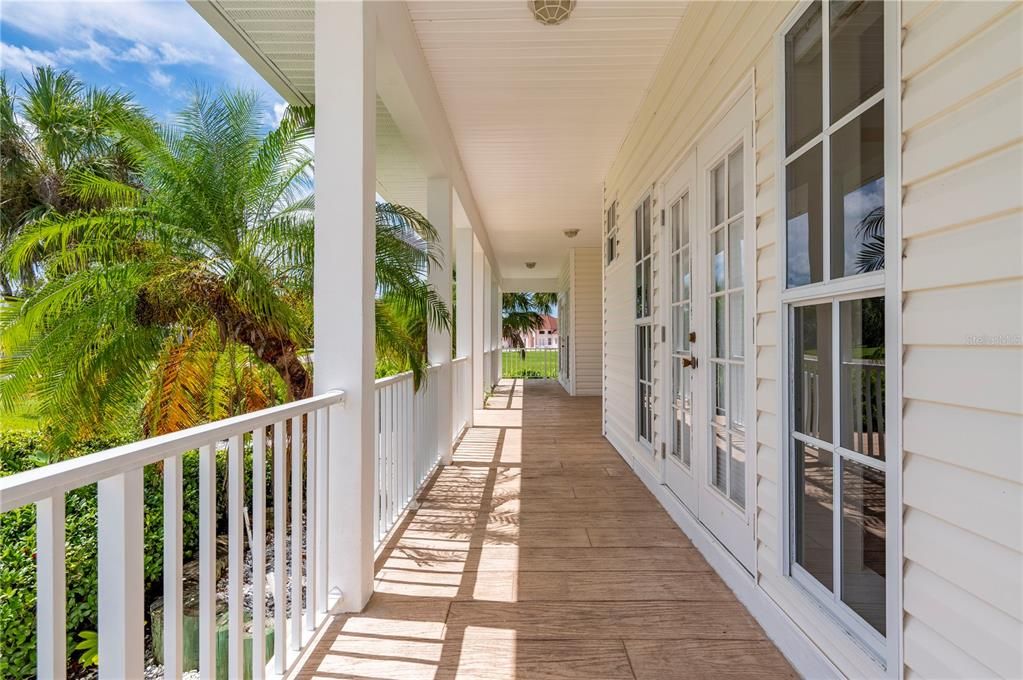 For Sale: $849,000 (4 beds, 2 baths, 3705 Square Feet)