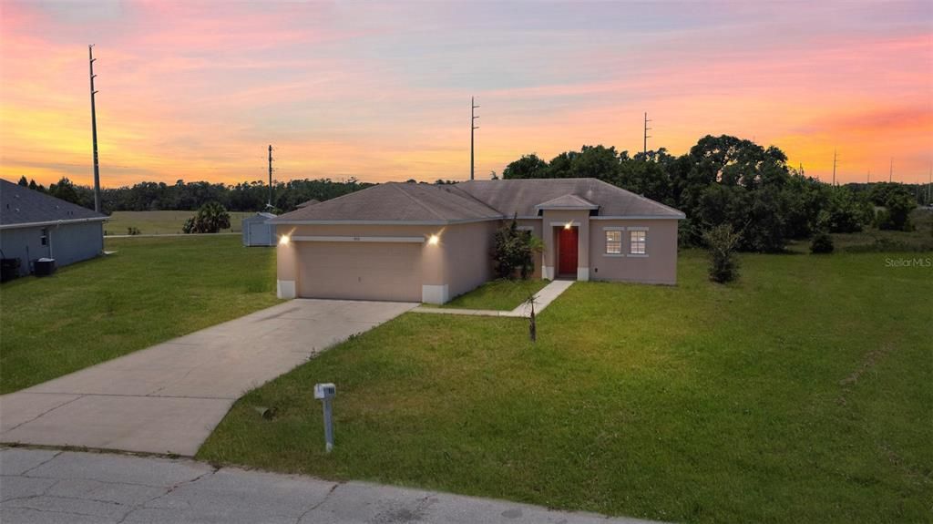 For Rent: $1,775 (3 beds, 2 baths, 1239 Square Feet)