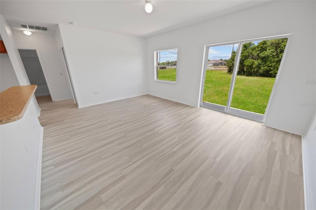 For Rent: $1,775 (3 beds, 2 baths, 1239 Square Feet)