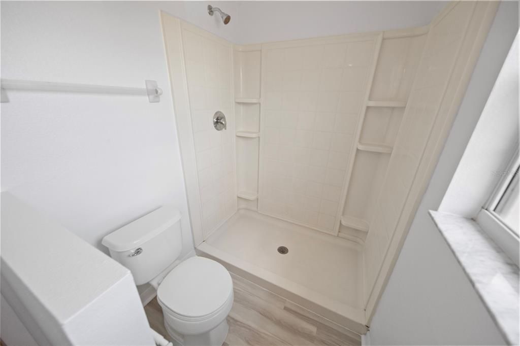 For Rent: $1,775 (3 beds, 2 baths, 1239 Square Feet)