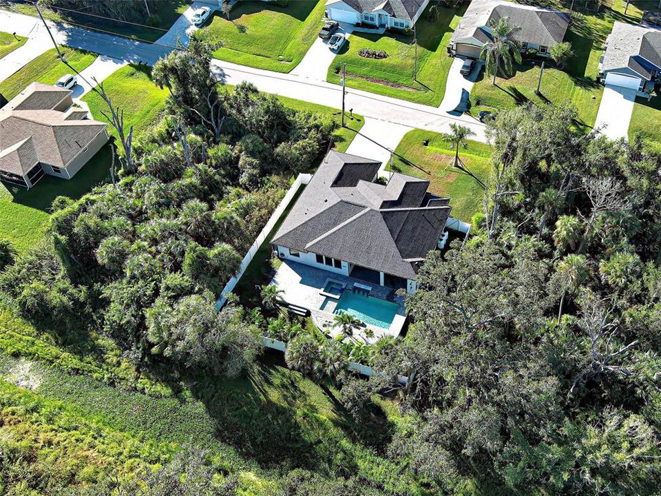 For Sale: $689,000 (3 beds, 2 baths, 2010 Square Feet)