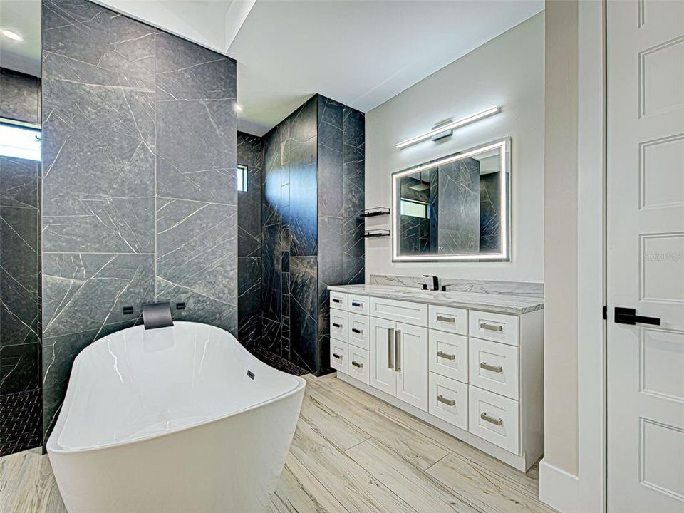 For Sale: $689,000 (3 beds, 2 baths, 2010 Square Feet)