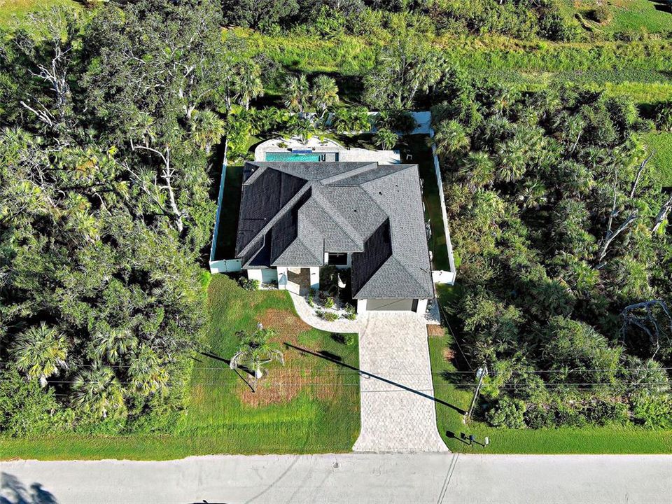 For Sale: $689,000 (3 beds, 2 baths, 2010 Square Feet)