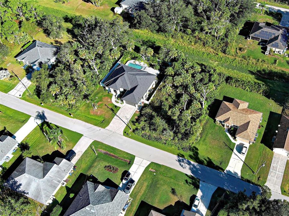 For Sale: $689,000 (3 beds, 2 baths, 2010 Square Feet)