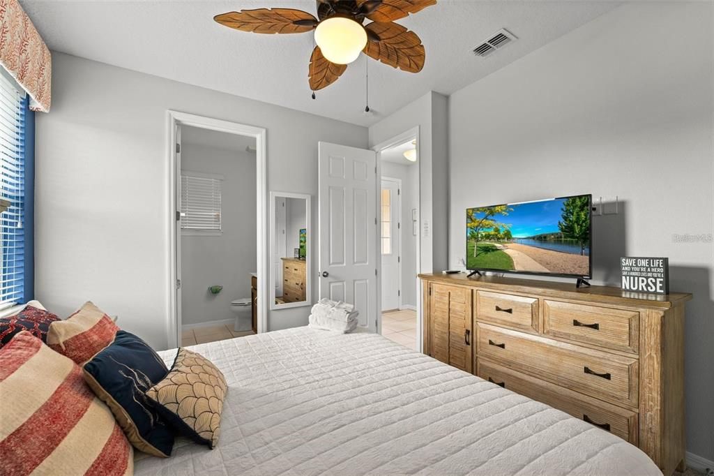 For Rent: $3,600 (4 beds, 3 baths, 2488 Square Feet)