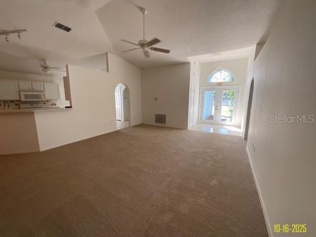 En Venta: $369,000 (3 camas, 2 baños, 1620 Pies cuadrados)