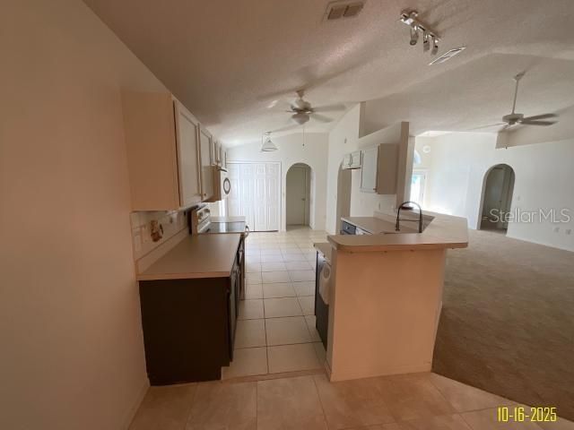 En Venta: $369,000 (3 camas, 2 baños, 1620 Pies cuadrados)