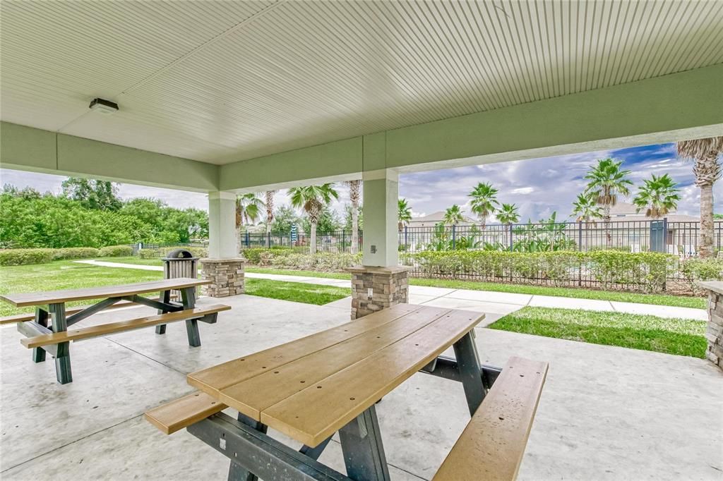 For Sale: $239,900 (2 beds, 2 baths, 1406 Square Feet)