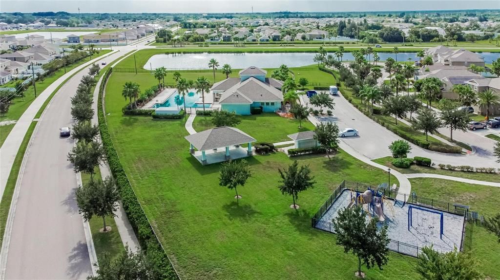 For Sale: $244,900 (2 beds, 2 baths, 1406 Square Feet)