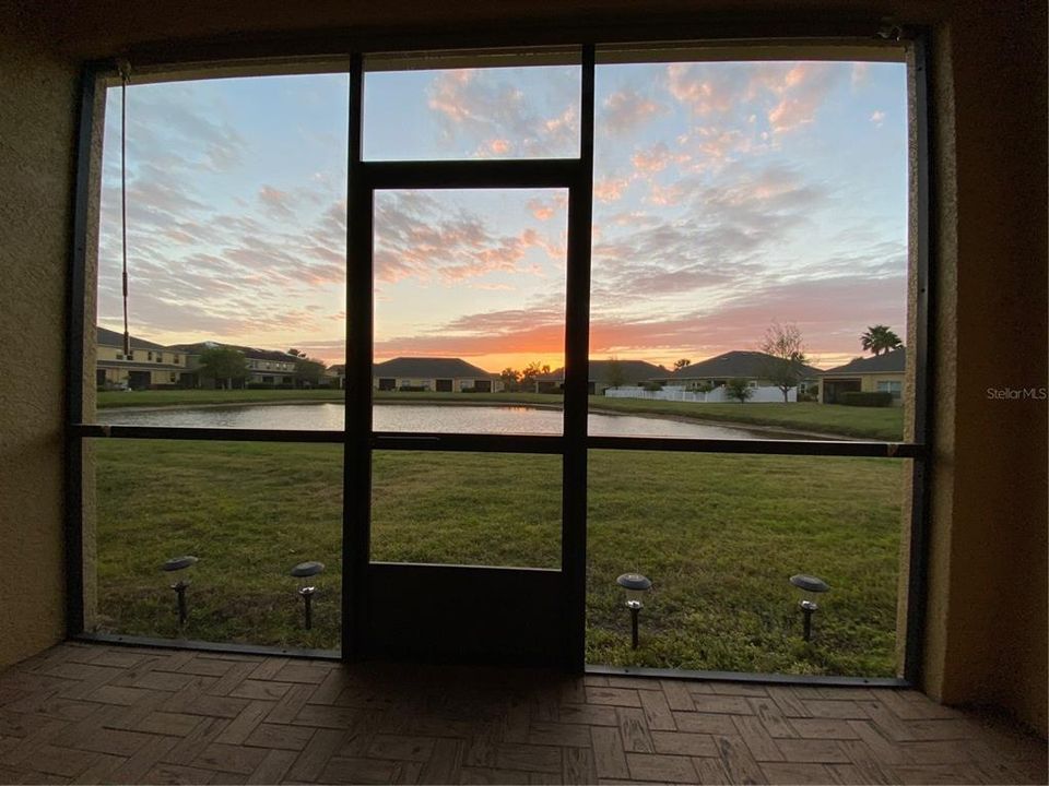 For Sale: $244,900 (2 beds, 2 baths, 1406 Square Feet)