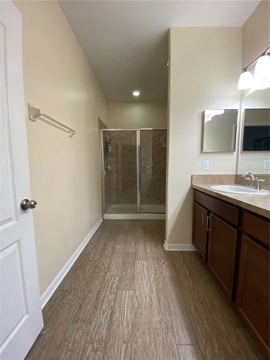 For Sale: $244,900 (2 beds, 2 baths, 1406 Square Feet)