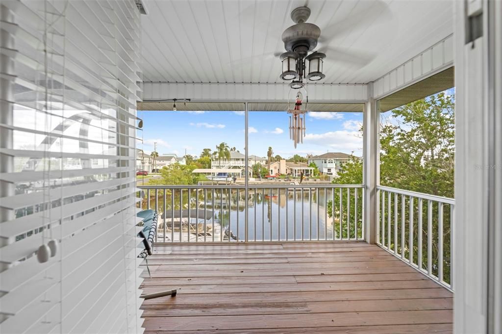 合同活跃: $670,000 (3 贝兹, 2 浴室, 1814 平方英尺)