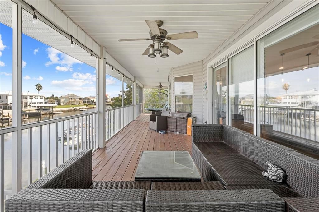 合同活跃: $670,000 (3 贝兹, 2 浴室, 1814 平方英尺)