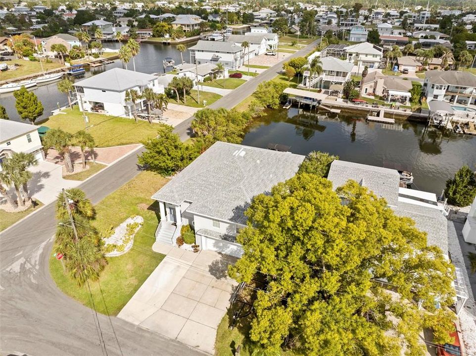 合同活跃: $670,000 (3 贝兹, 2 浴室, 1814 平方英尺)