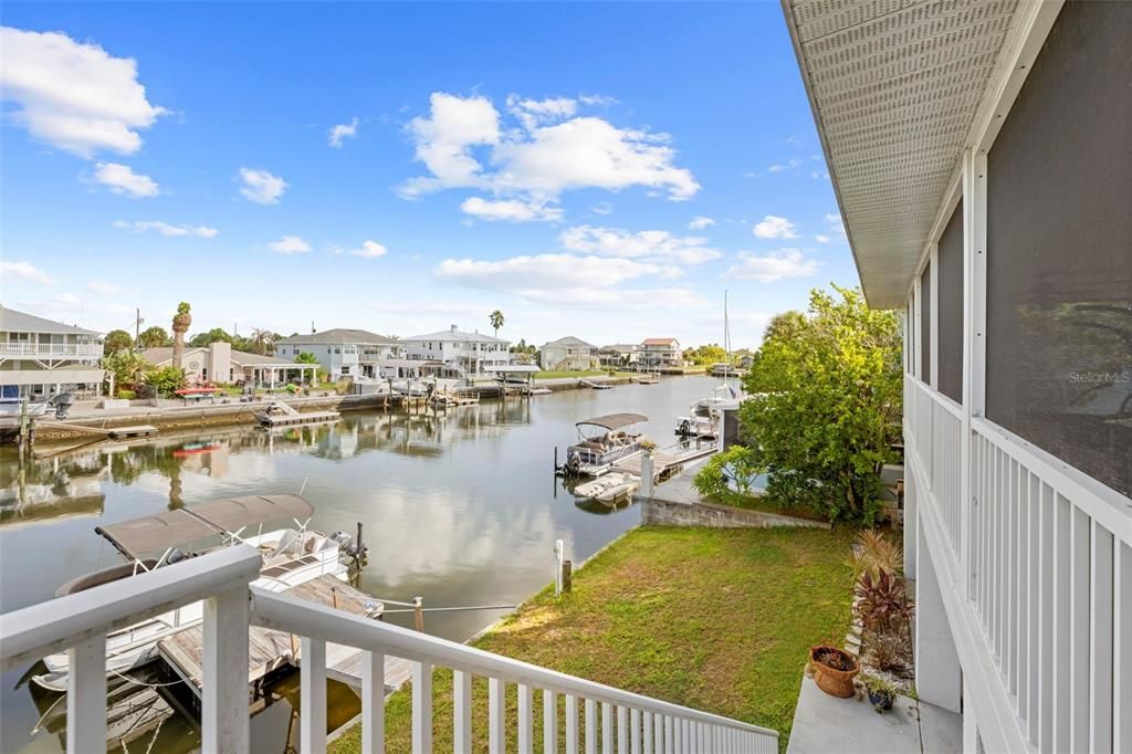 合同活跃: $670,000 (3 贝兹, 2 浴室, 1814 平方英尺)