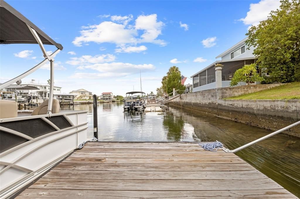 合同活跃: $670,000 (3 贝兹, 2 浴室, 1814 平方英尺)