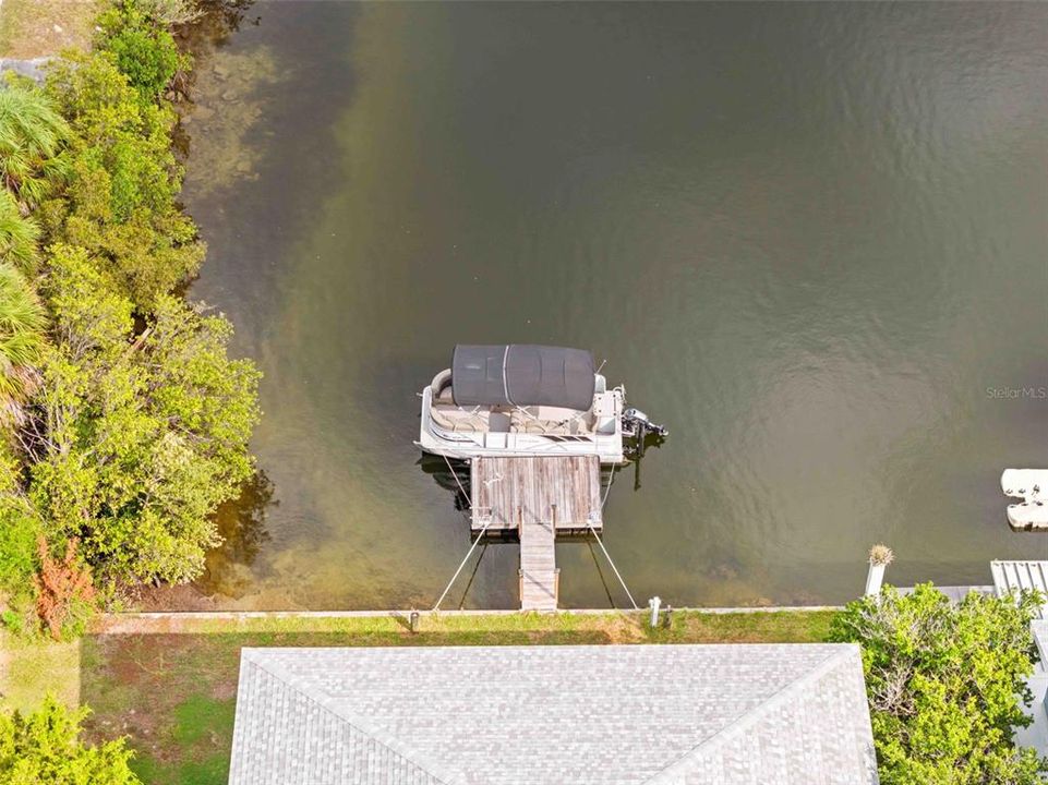 合同活跃: $670,000 (3 贝兹, 2 浴室, 1814 平方英尺)