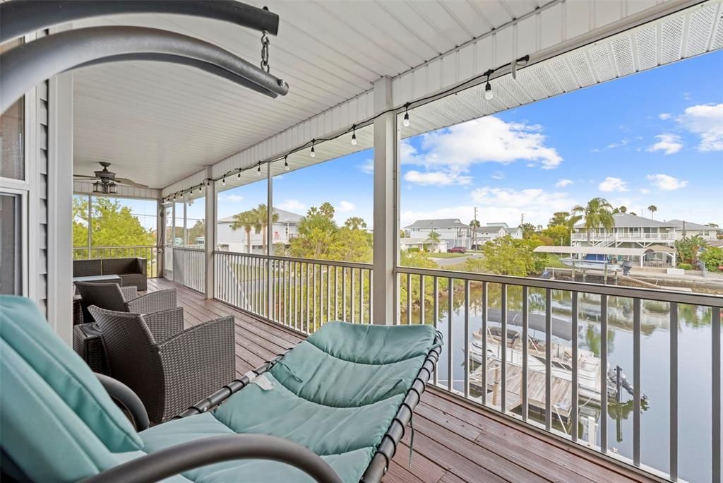 合同活跃: $670,000 (3 贝兹, 2 浴室, 1814 平方英尺)