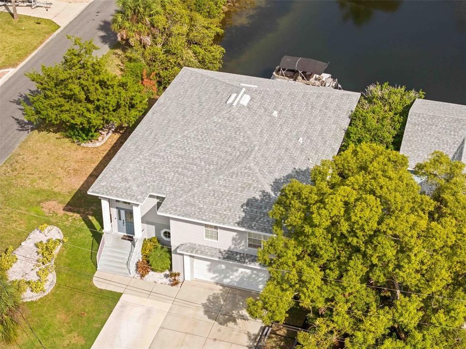 合同活跃: $670,000 (3 贝兹, 2 浴室, 1814 平方英尺)