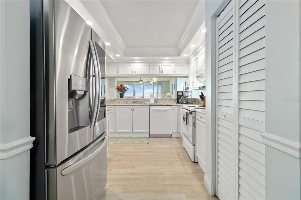 В аренду: $3,100 (2 спален, 2 ванн, 1602 Квадратных фут)