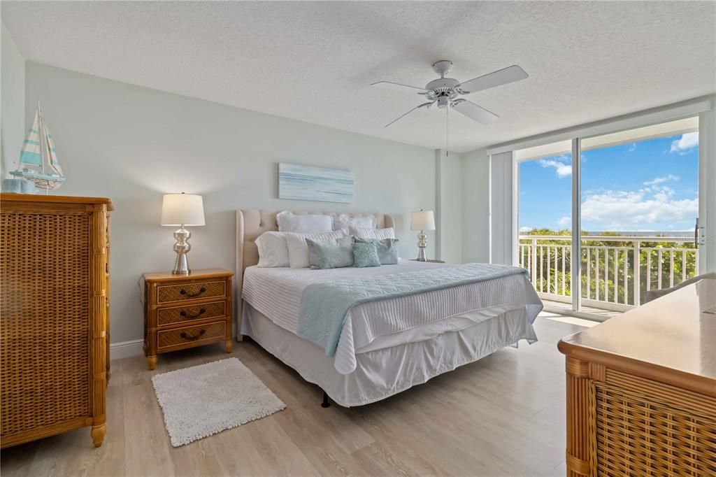 В аренду: $3,100 (2 спален, 2 ванн, 1602 Квадратных фут)